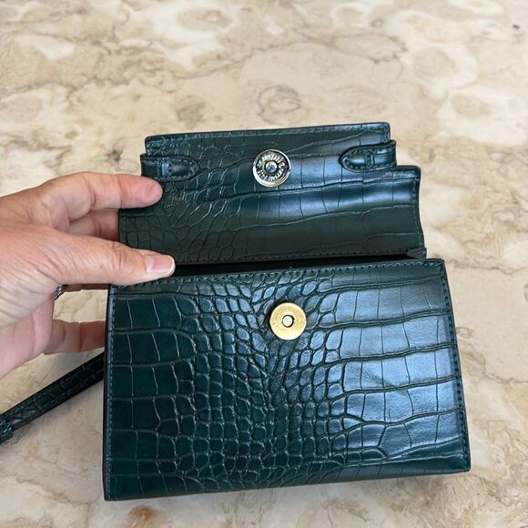Mini Croc Embossed Vegan Leather Kelly Crossbody Bag - Picture 9 of 11